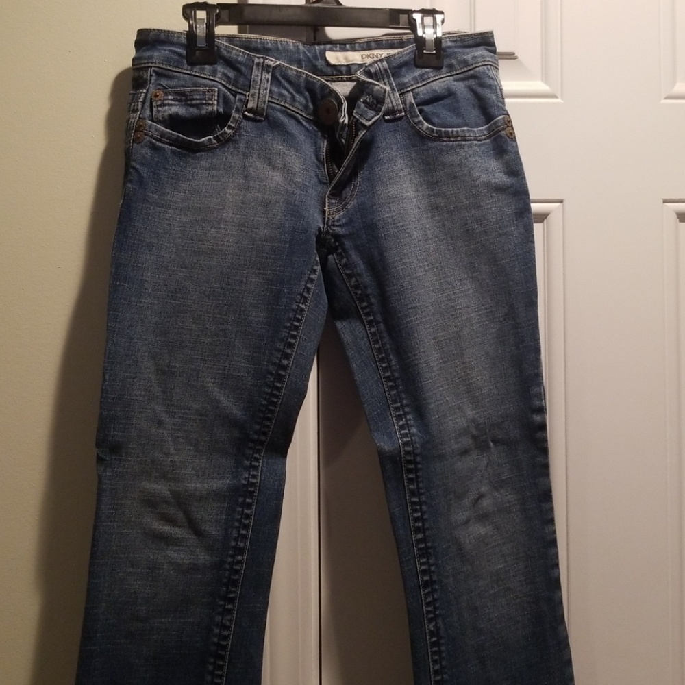 Jean's